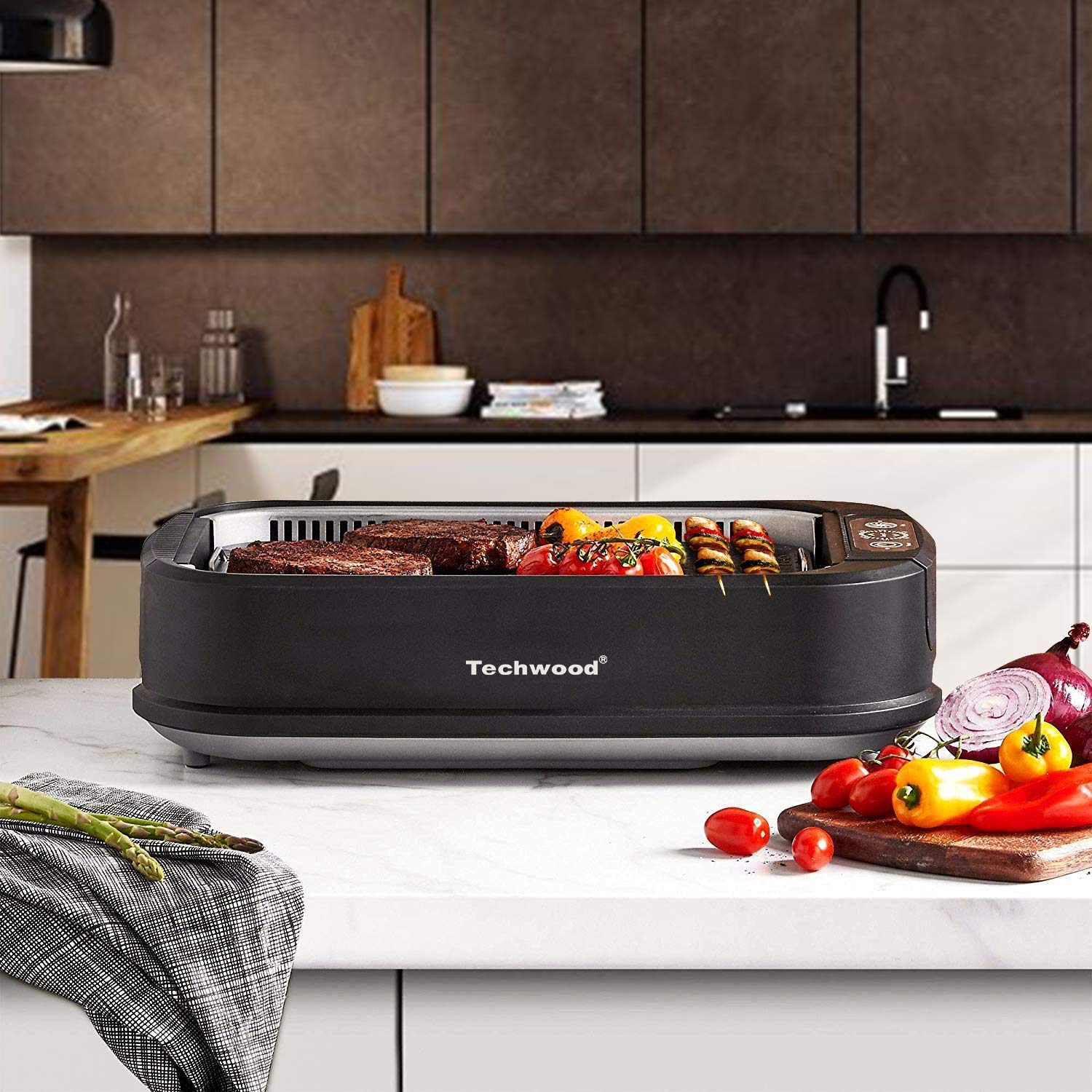 Techwood 1500W Indoor Smokeless Grill with Tempered Glass Lid(Black)